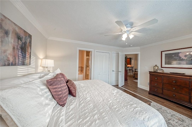 bedroom with ceiling fan, connected bathroom, crown molding, and a textured ceiling