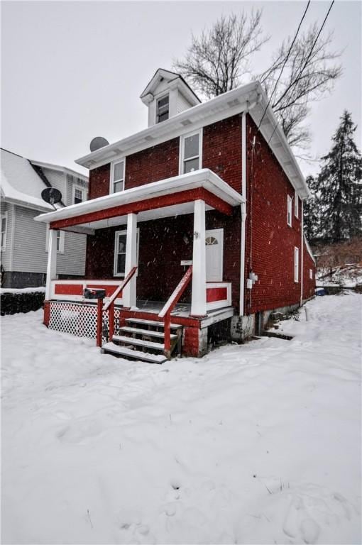 view of front of house