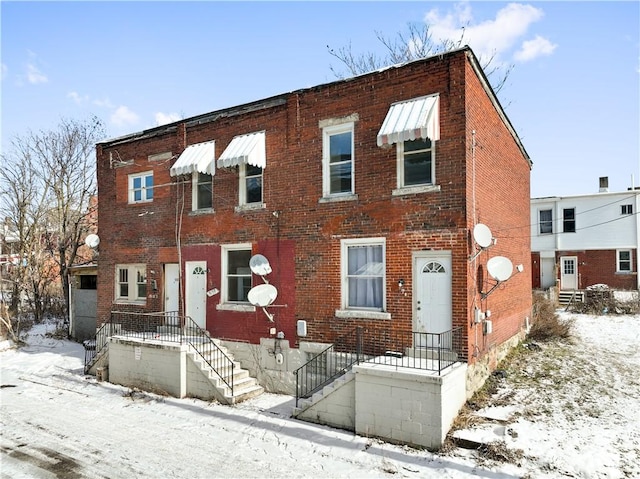 view of townhome / multi-family property