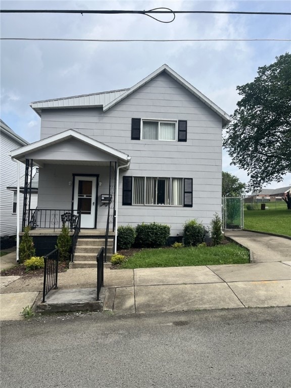 92 Nutt Ave, Uniontown, PA 15401 - photo 2