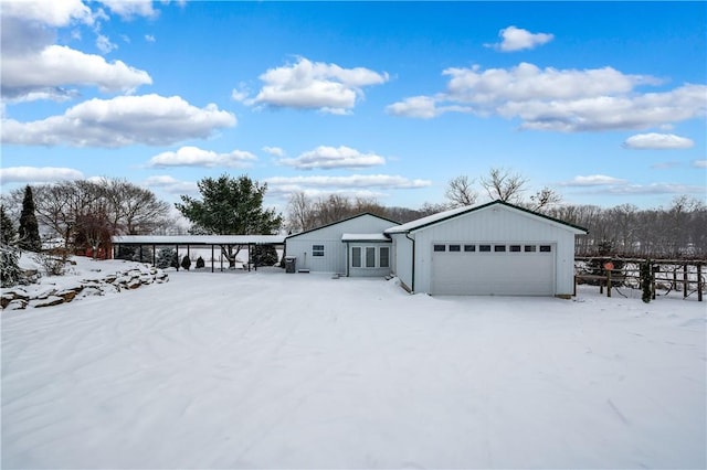 view of front of home featuring a garage