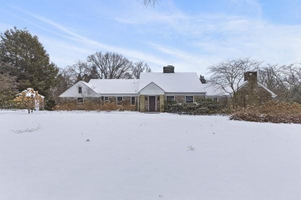 view of front of house