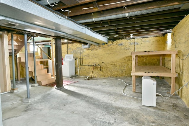 basement with washer / clothes dryer