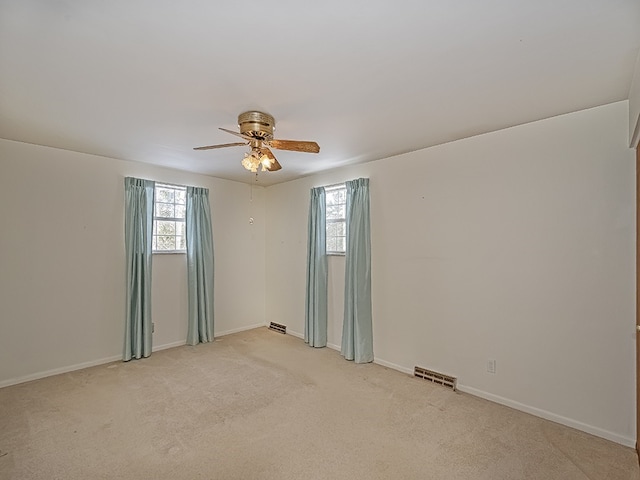 4024 Glen Eden Rd, Cranberry Twp, PA 16066 - unfurnished room featuring a ceiling fan, light colored carpet, and baseboards
