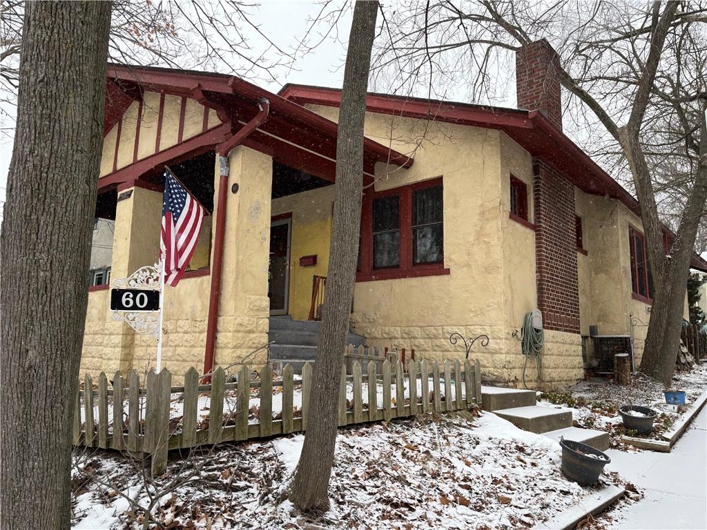 view of front of house