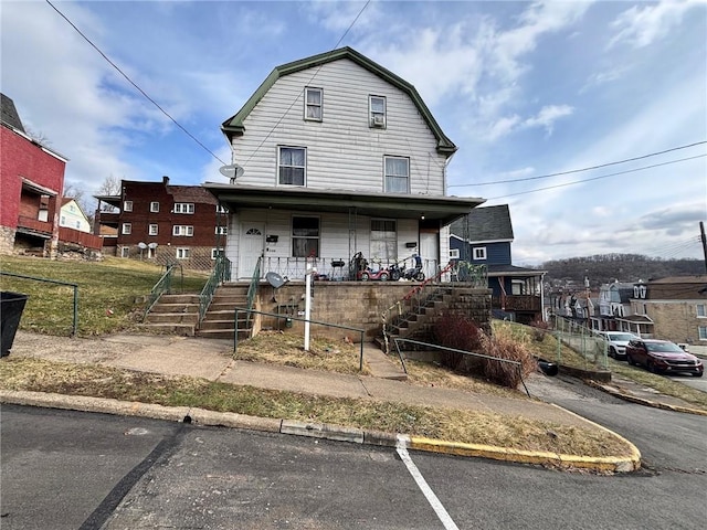 view of front of house featuring a porch