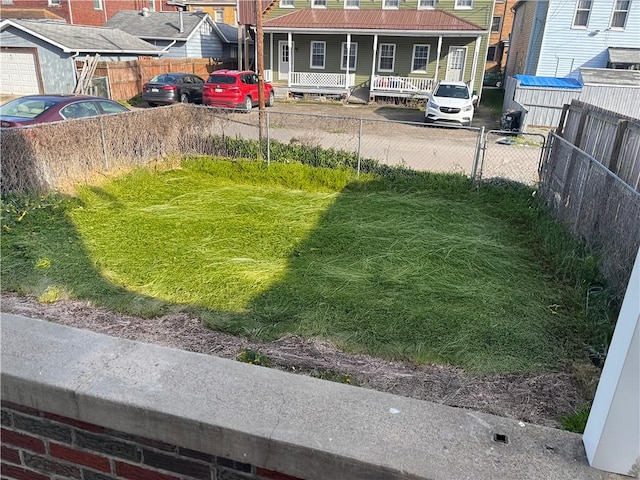 122 Rebecca St, Kittanning Boro, PA 16201 - view of yard featuring a residential view and fence