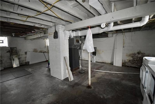 basement with washer and dryer