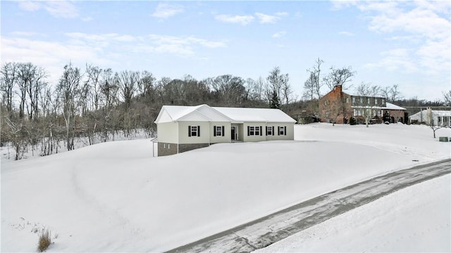 view of front of property