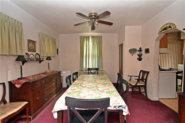 dining area with ceiling fan