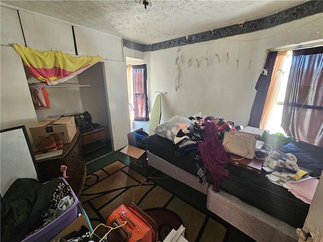 300 Winston St, Hazelwood, PA 15207 - bedroom featuring a textured ceiling