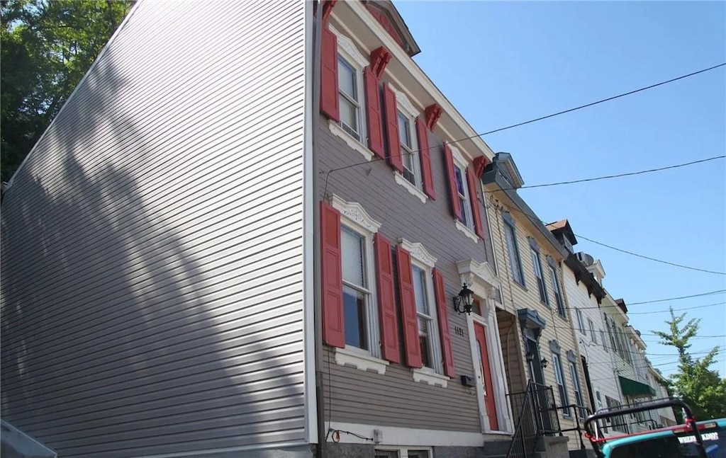 view of building exterior