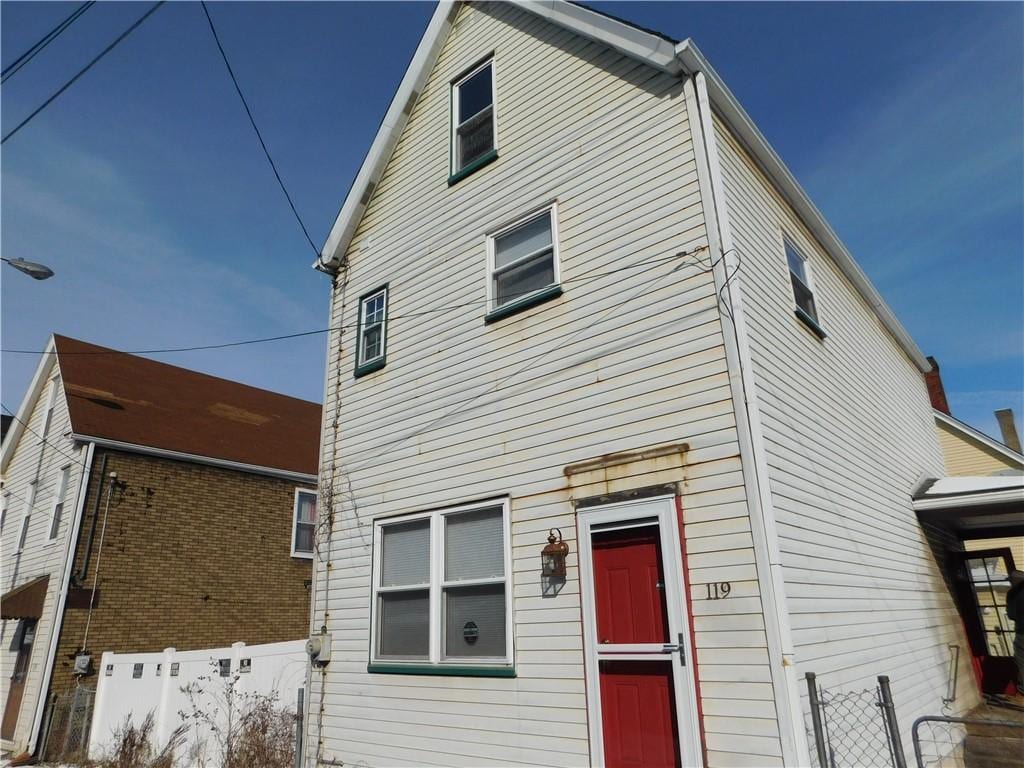 view of rear view of house