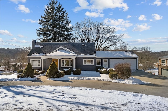 view of front of house featuring a garage