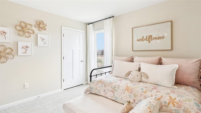 bedroom with carpet flooring