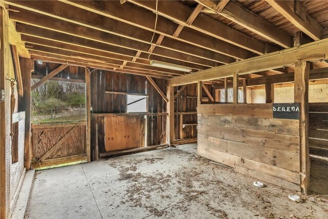 316 Noll Rd, Hanover Twp Bea, PA 15043 - view of stable