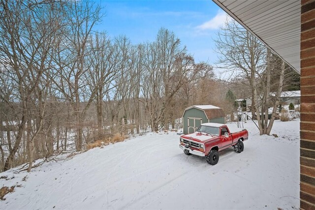 2461 Henry Ln, Franklin Park, PA 15143 - view of yard covered in snow