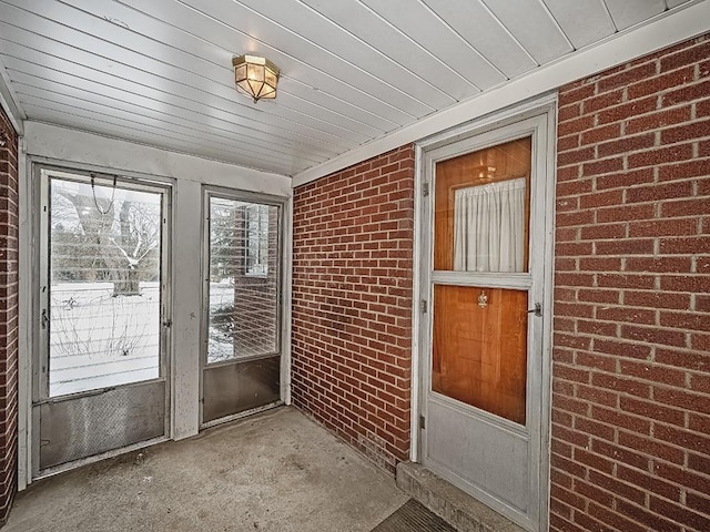 view of unfurnished sunroom