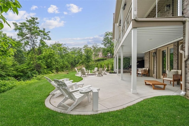 80 Charleston Sq, Bell Acres, PA 15143 - view of patio with an outdoor living space with a fire pit