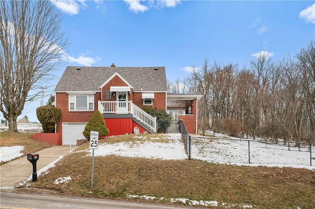 view of front of home featuring a garage