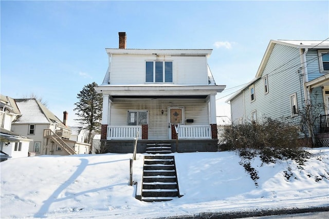 view of front facade featuring a porch