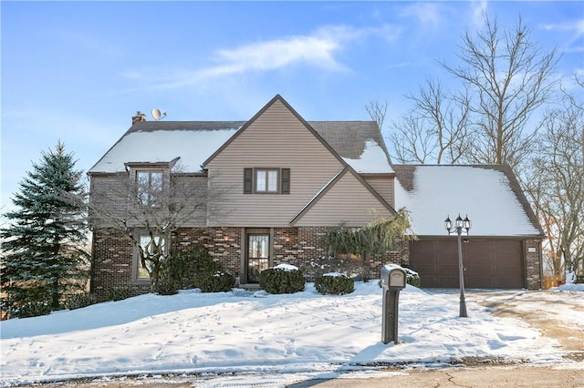 view of front facade featuring a garage