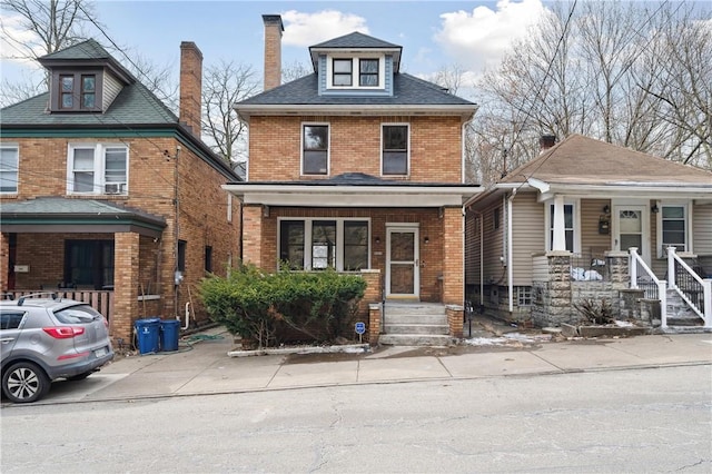 view of front of house with covered porch