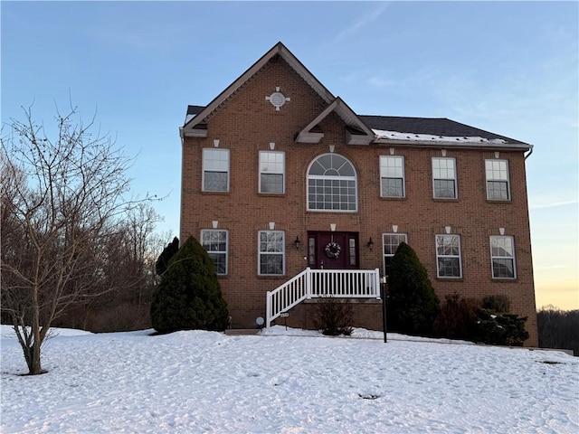 view of colonial inspired home