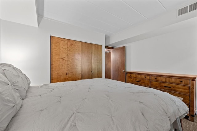 bedroom featuring a closet