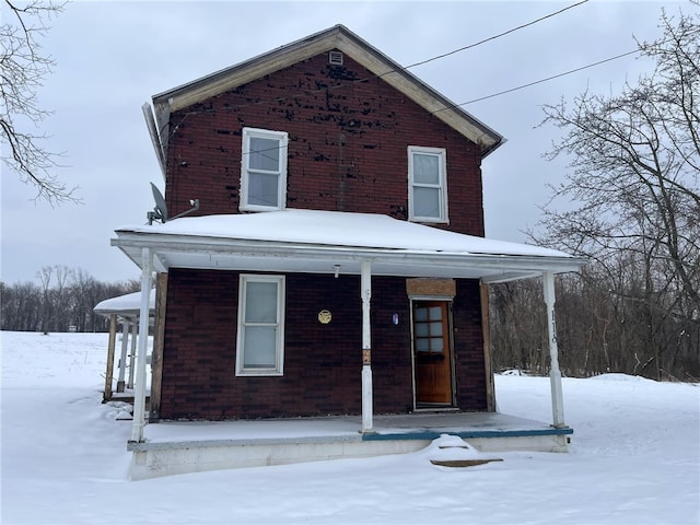 view of front of property featuring a porch