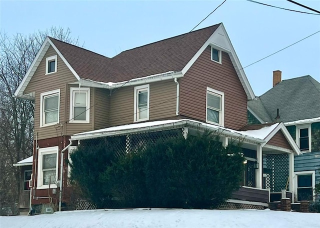 view of front of property