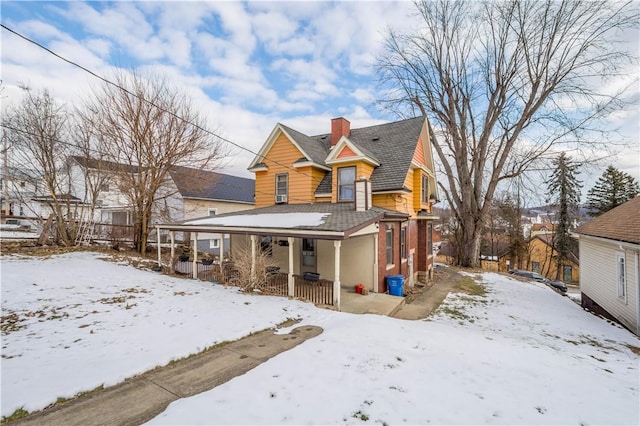 view of front of house featuring covered porch