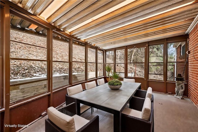 view of sunroom / solarium