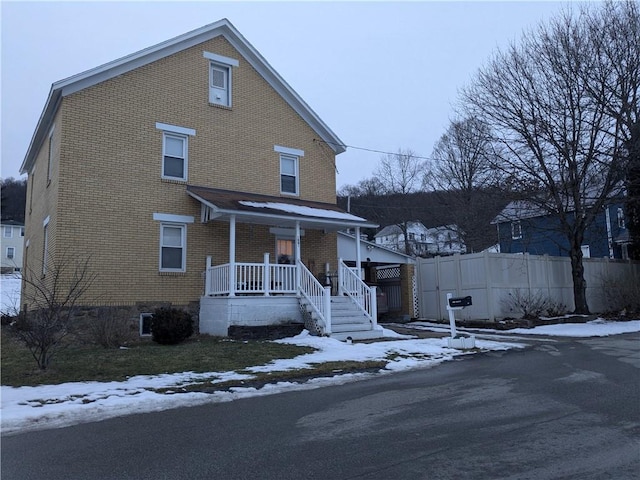 view of front of home featuring a porch