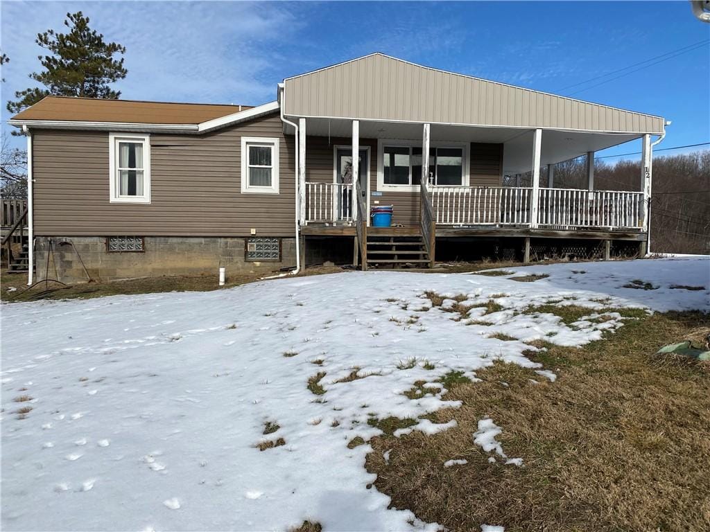 view of front of property with a porch