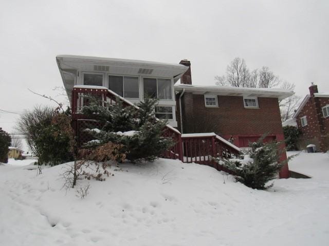 view of front of property