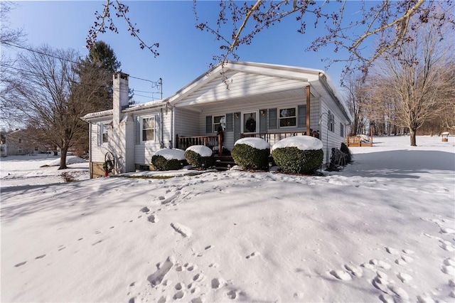 view of front of house featuring a porch