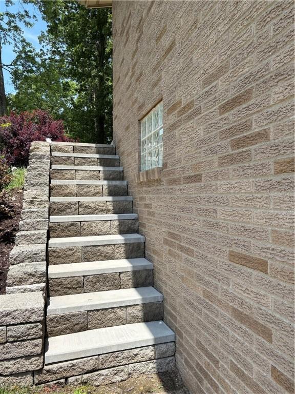 1819 Edward Dr, South Park, PA 15129 - photo 4