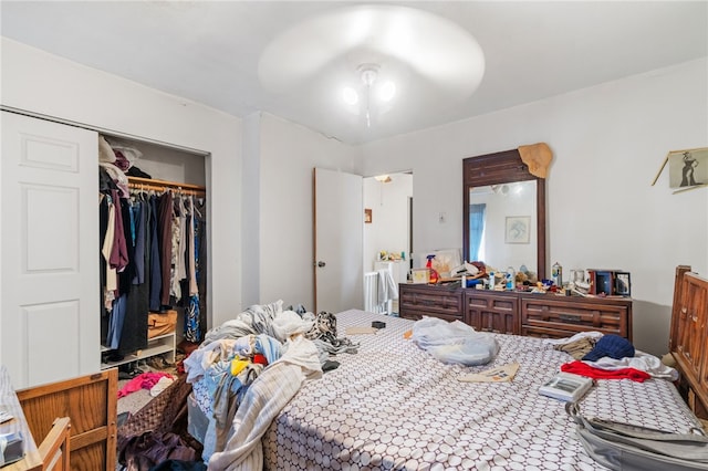 bedroom with a closet