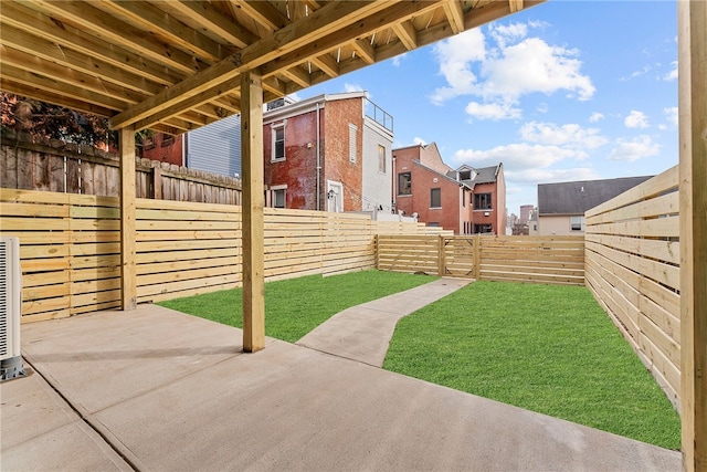 view of yard featuring a patio