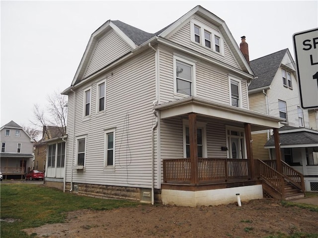 view of front of home with covered porch