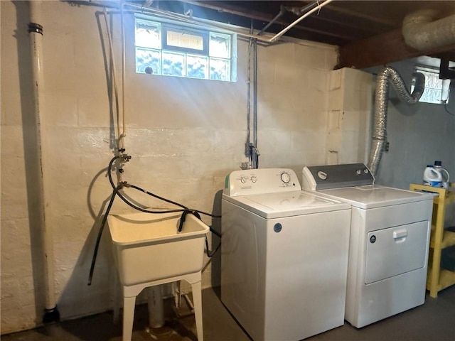 laundry room featuring independent washer and dryer