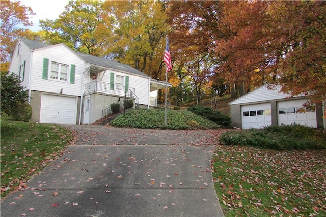 view of front of home with a garage