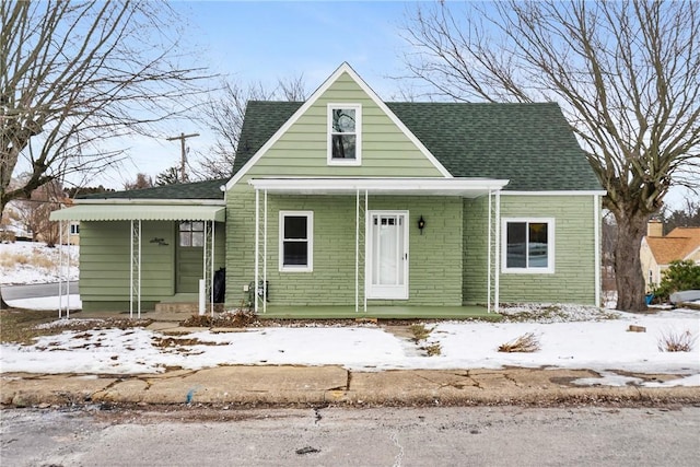 view of front of house