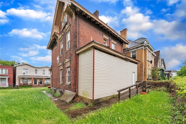 view of side of home