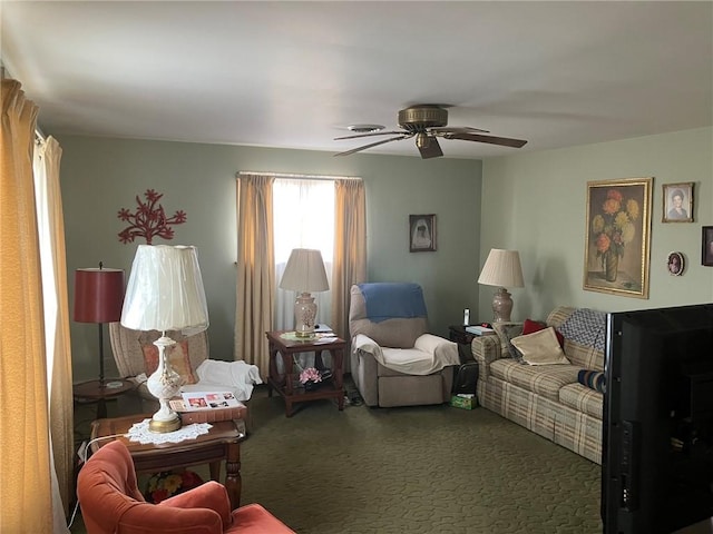 carpeted living room featuring ceiling fan