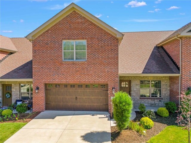 view of front of house featuring a garage