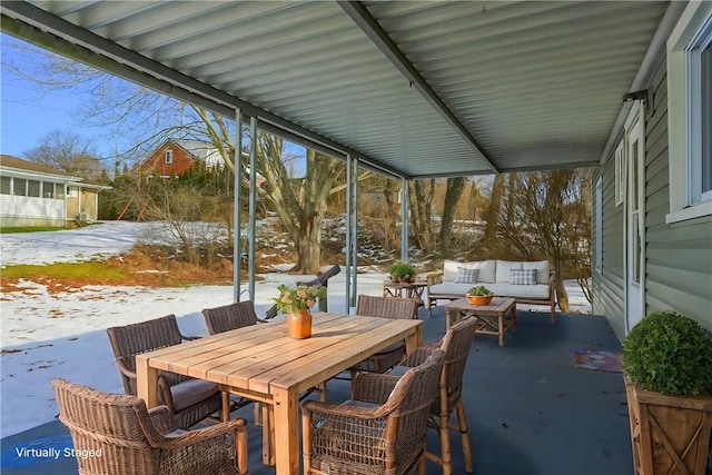 view of sunroom / solarium