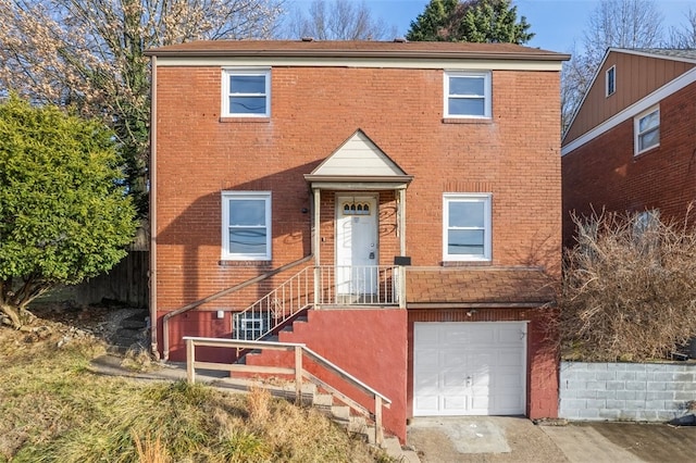 view of front facade featuring a garage