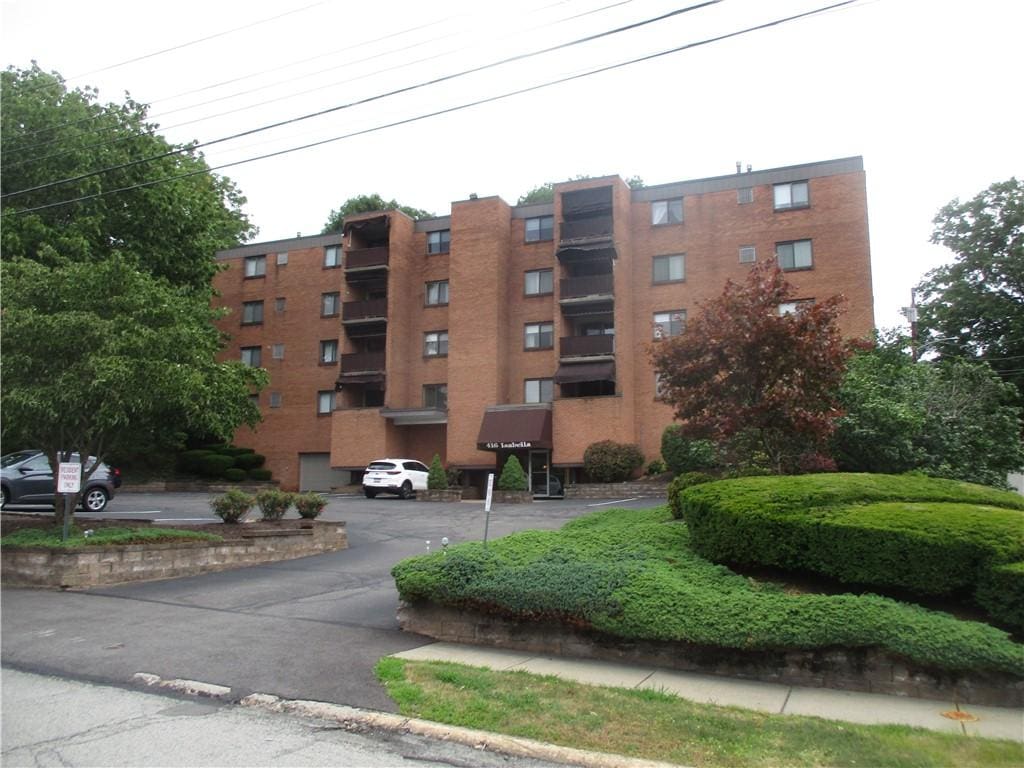 416 Isabella St Unit 203, Oakmont, PA 15139 - view of property